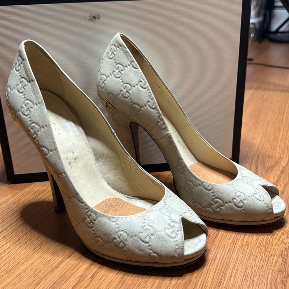 Gucci heels